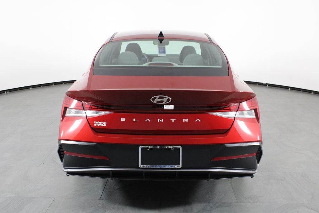 2025 Hyundai Elantra SEL Convenience