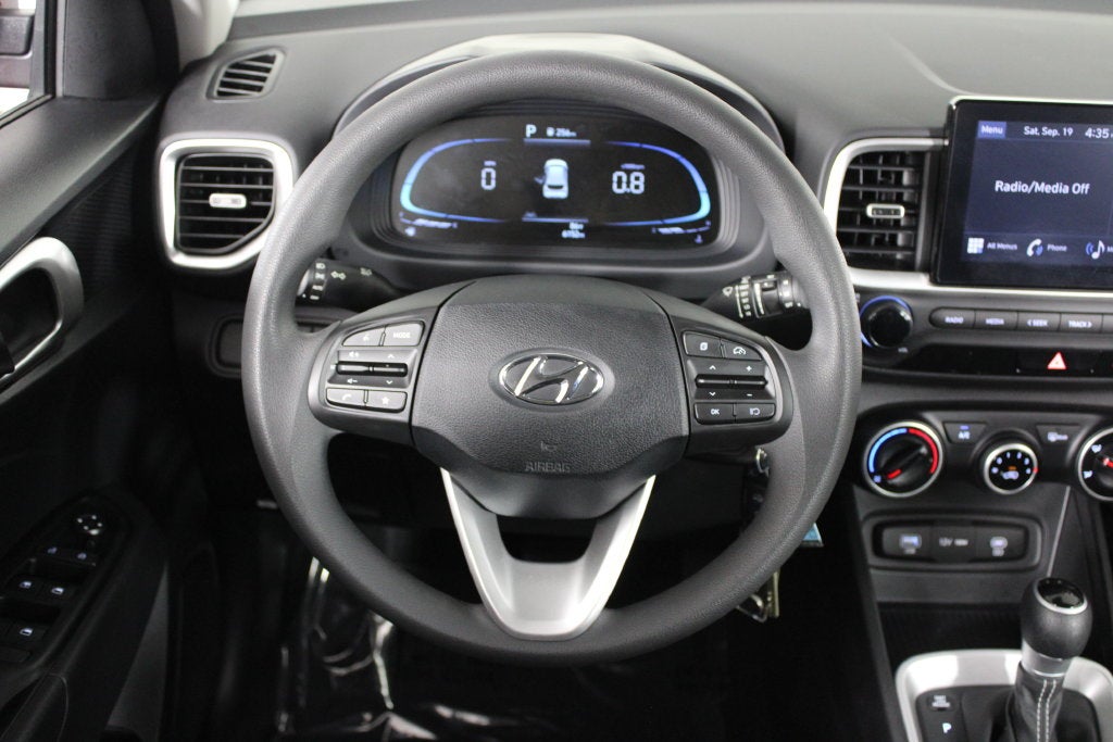 2025 Hyundai Venue SE