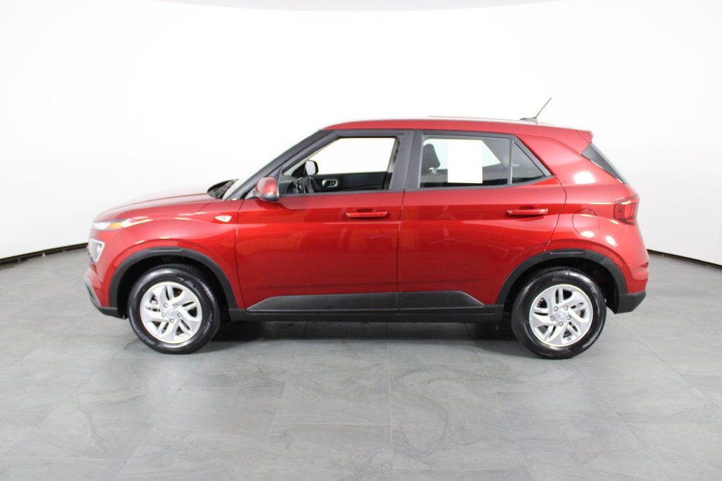 2025 Hyundai Venue SE