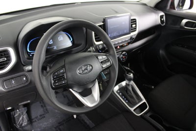 2025 Hyundai Venue SE