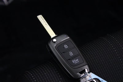 2025 Hyundai Venue SE