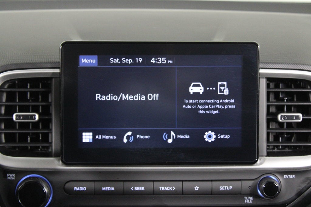 2025 Hyundai Venue SE