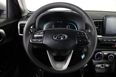 2025 Hyundai Venue SE
