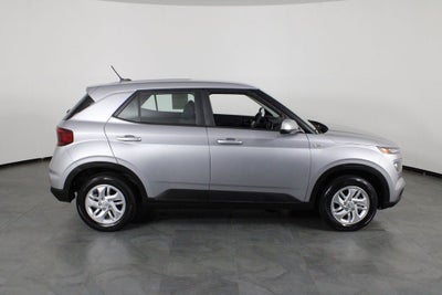 2025 Hyundai Venue SE
