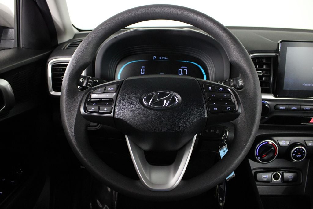 2025 Hyundai Venue SE