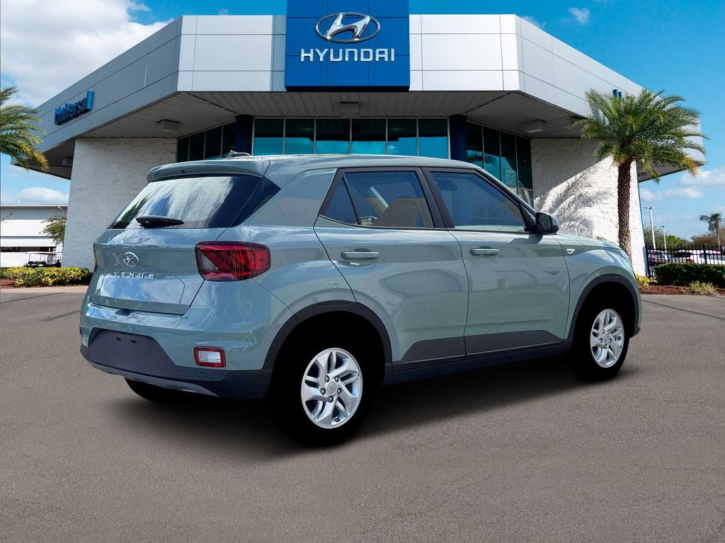 2026 Hyundai Venue SE