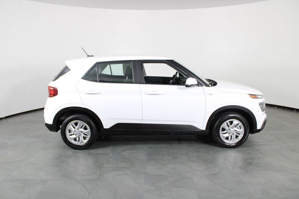 2024 Hyundai Venue SE