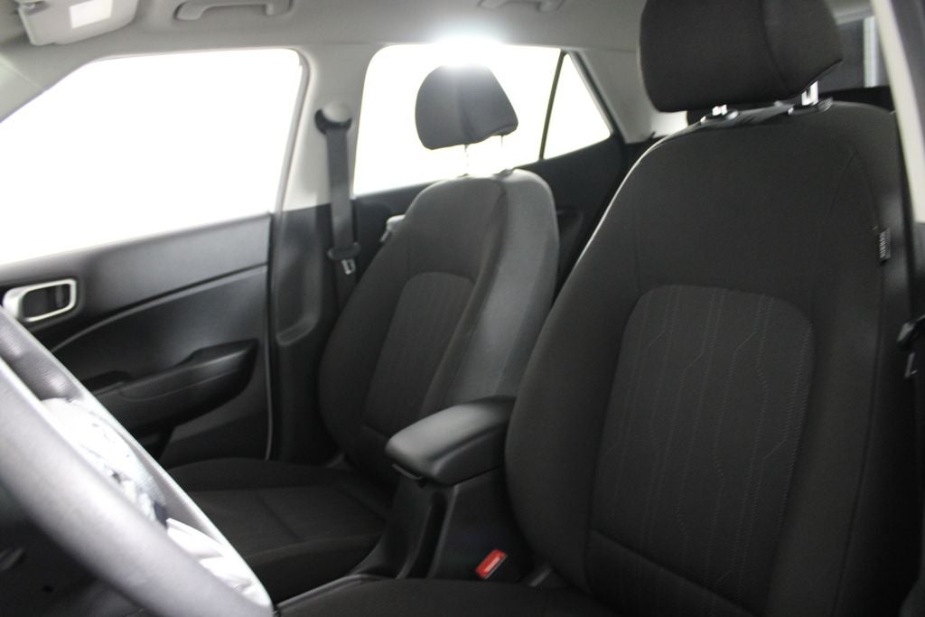 2024 Hyundai Venue SE