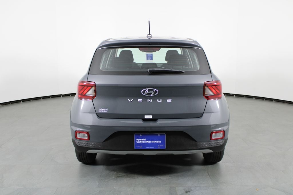 2026 Hyundai Venue SE