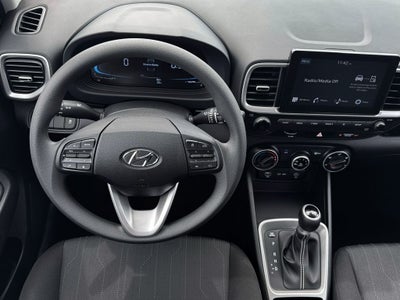2026 Hyundai Venue SE