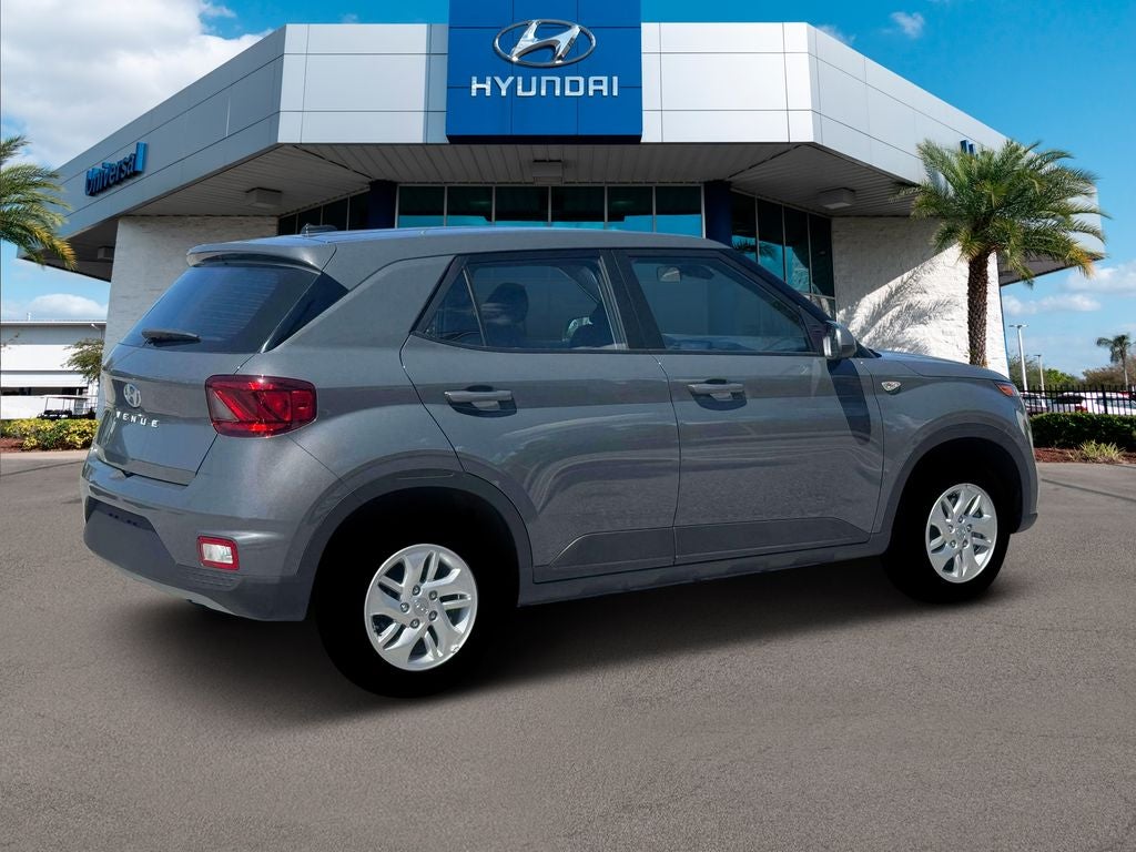 2026 Hyundai Venue SE