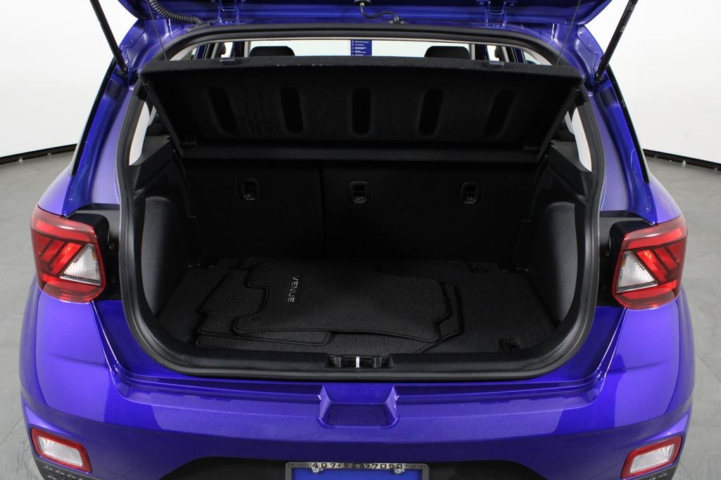 2026 Hyundai Venue SE