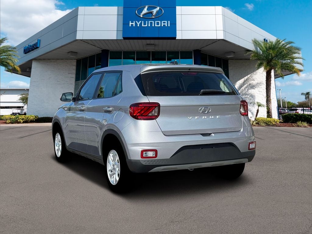 2026 Hyundai Venue SE