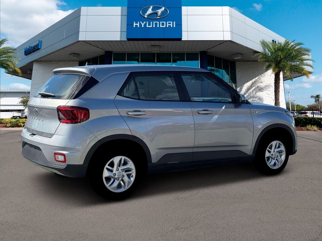 2026 Hyundai Venue SE