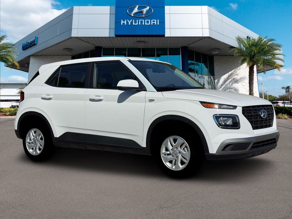 2026 Hyundai Venue SE
