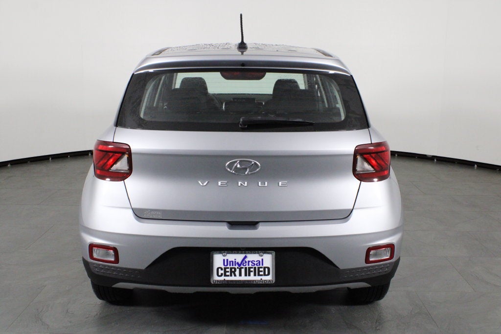 2026 Hyundai Venue SE