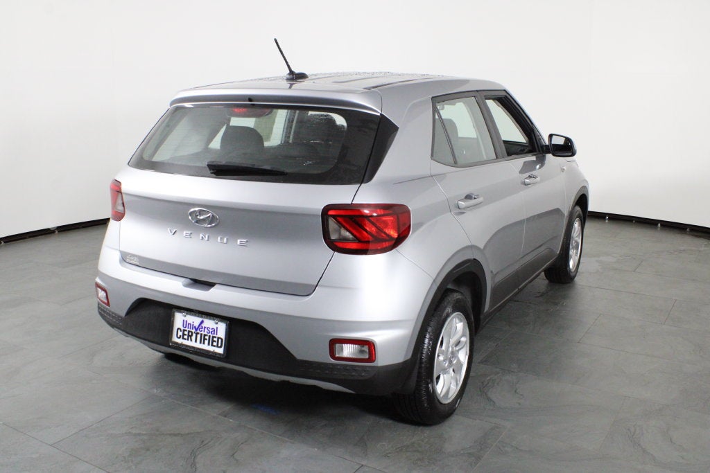 2026 Hyundai Venue SE