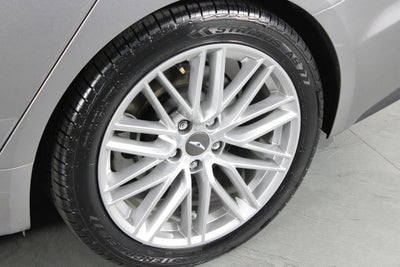 2020 Genesis G70 2.0T