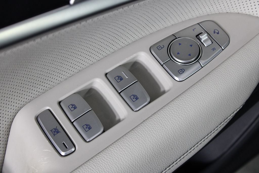 2020 Genesis G70 2.0T