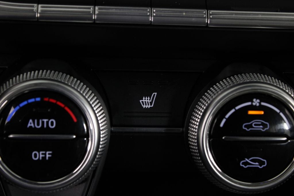 2020 Genesis G70 2.0T