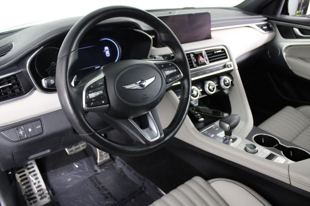 2023 Genesis G70 2.0T
