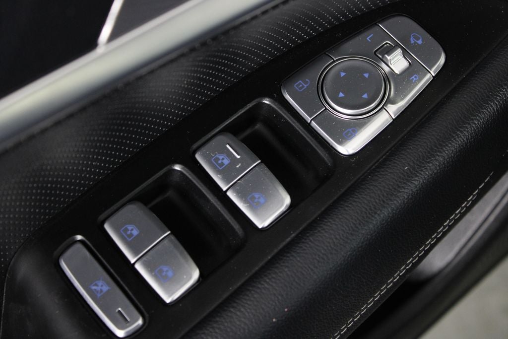 2022 Genesis G70 3.3T