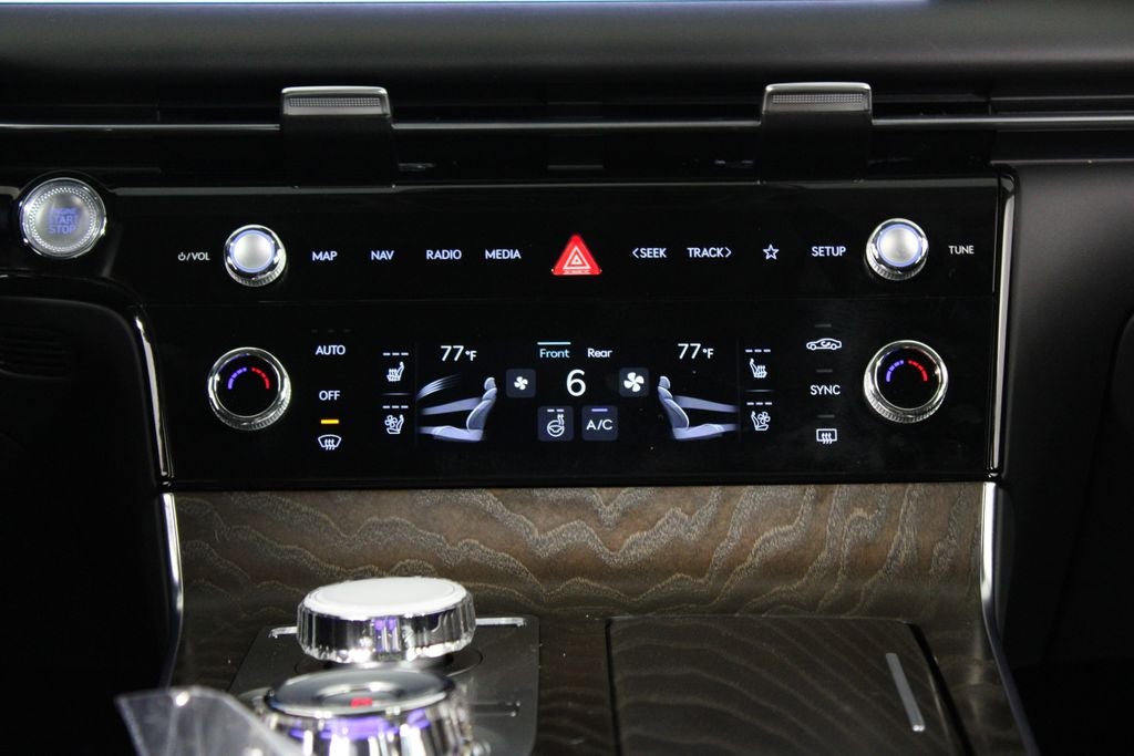 2025 Genesis G80 2.5T