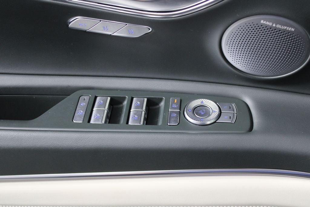 2025 Genesis GV80 2.5T Prestige