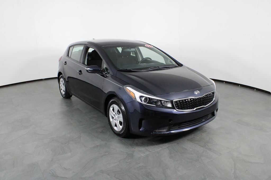 2017 Kia Forte5 LX
