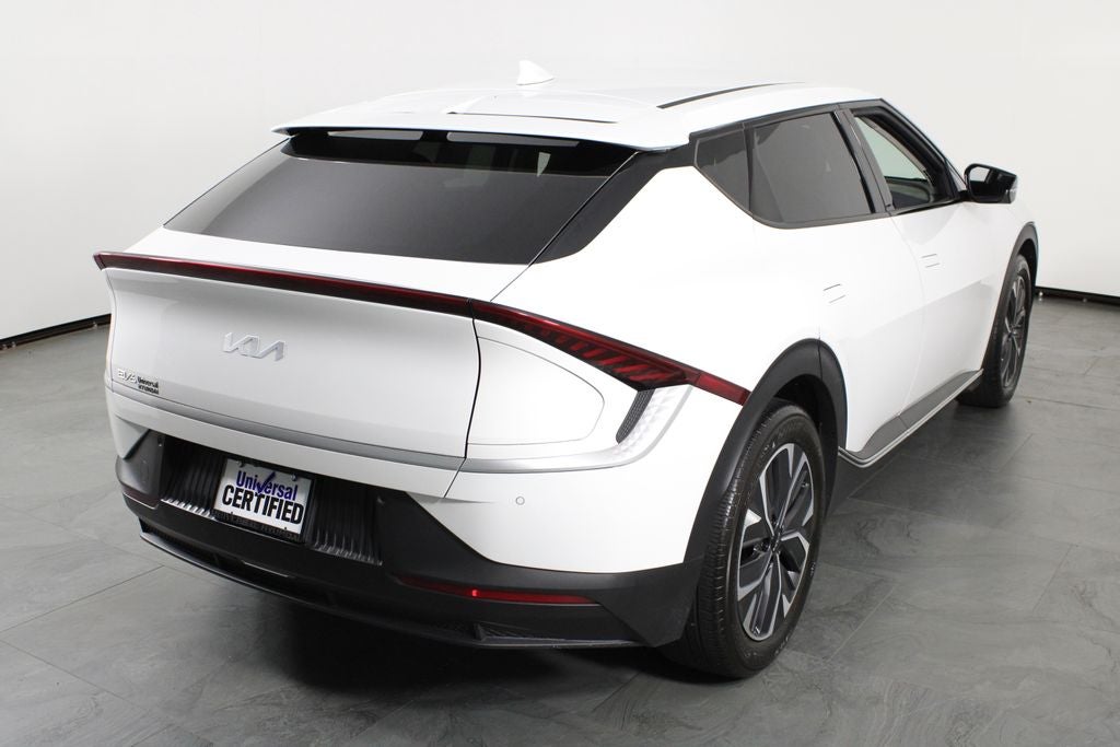 2024 Kia EV6 Light