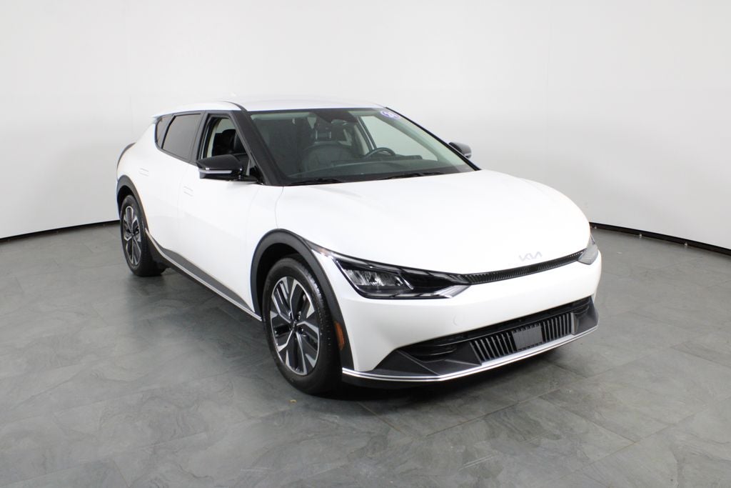 2024 Kia EV6 Light