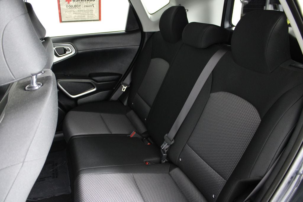 2025 Kia Soul LX