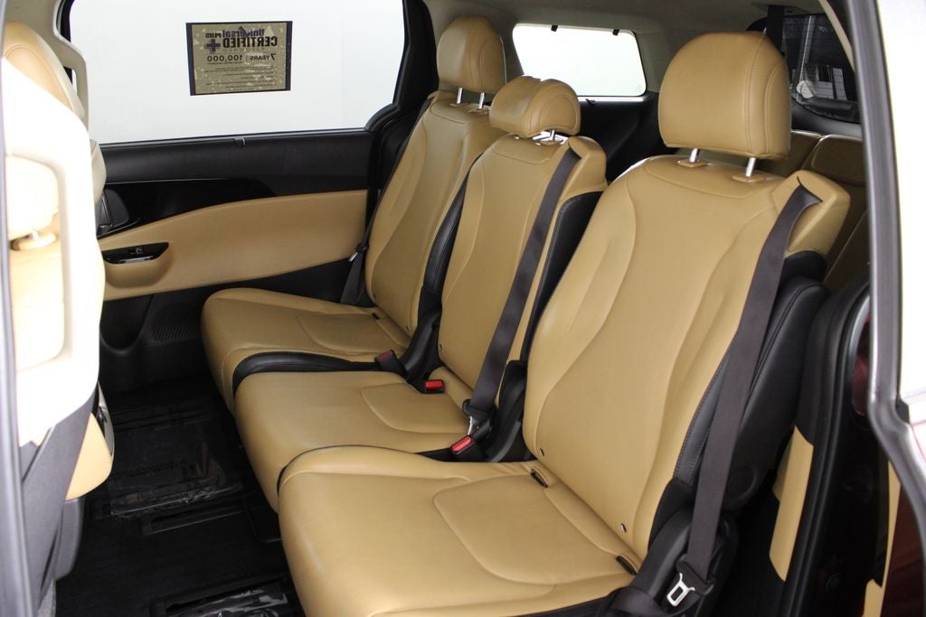 2022 Kia Carnival EX