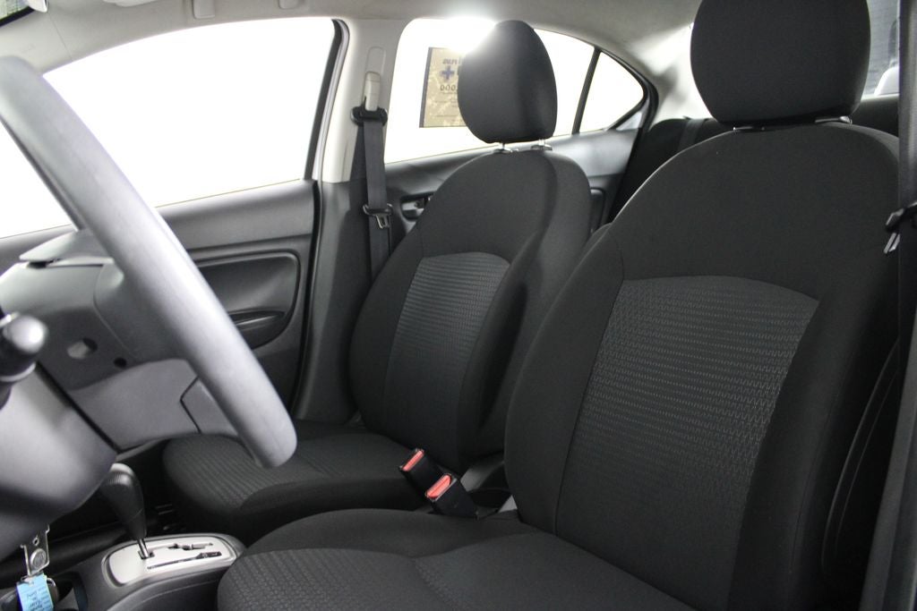 2024 Mitsubishi Mirage G4 ES