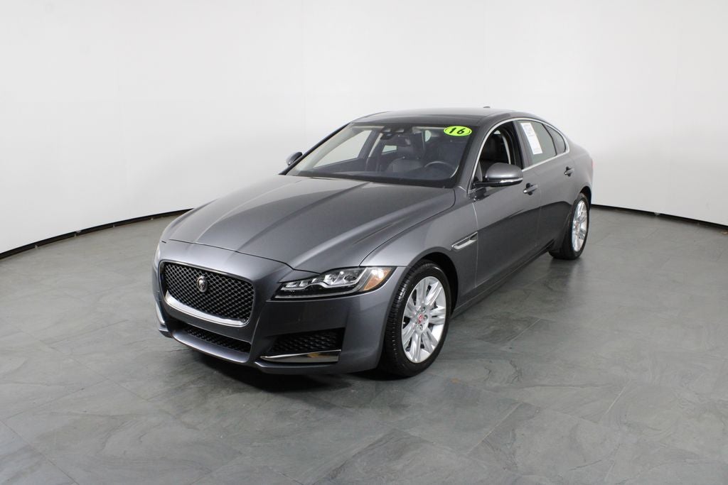 2016 Jaguar XF 35t Premium