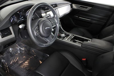2016 Jaguar XF 35t Premium