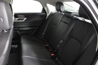 2016 Jaguar XF 35t Premium