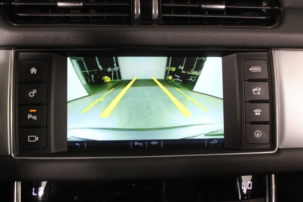2016 Jaguar XF 35t Premium