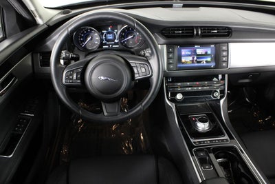 2016 Jaguar XF 35t Premium