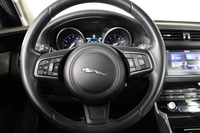 2016 Jaguar XF 35t Premium