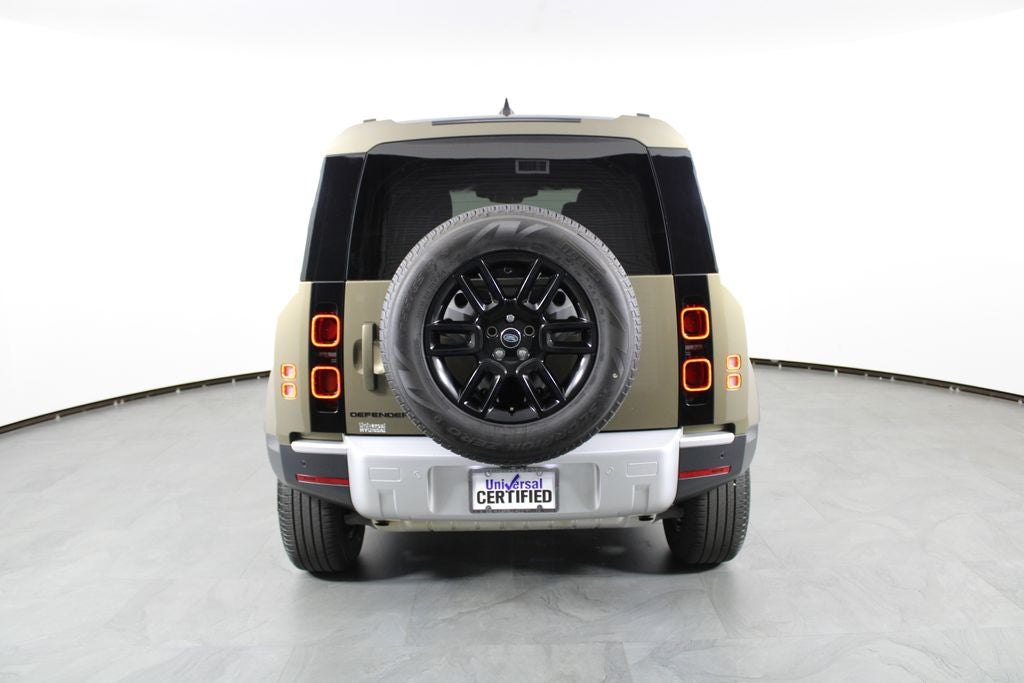 2025 Land Rover Defender 110 S