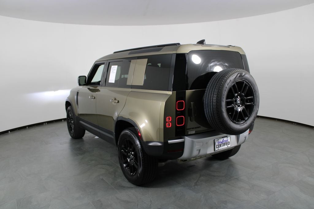 2025 Land Rover Defender 110 S