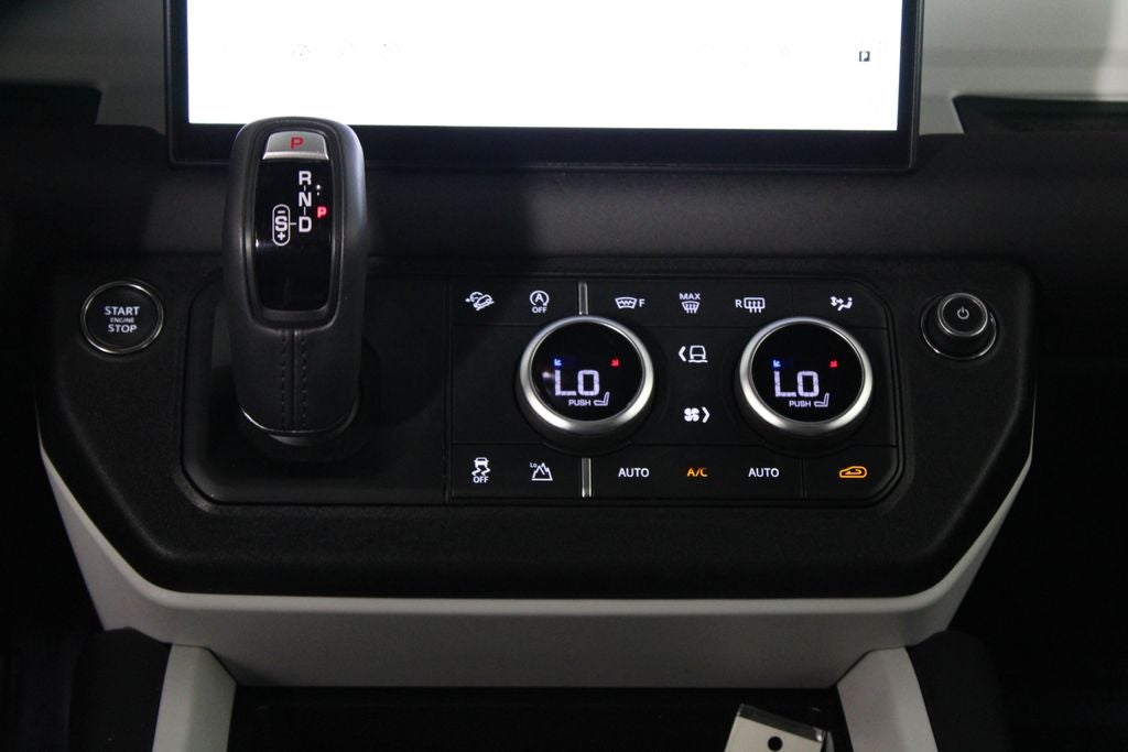 2025 Land Rover Defender 110 S