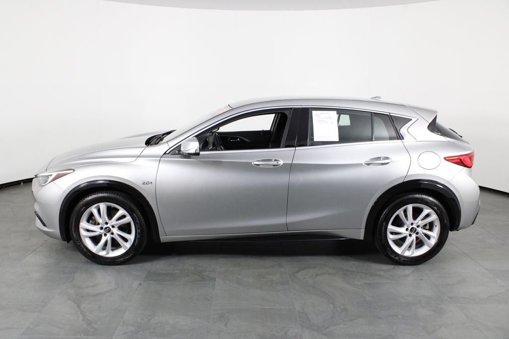 2018 INFINITI QX30 Base