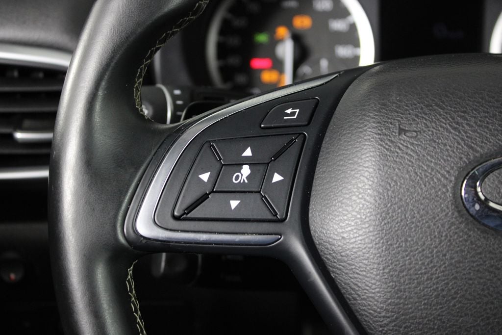 2018 INFINITI QX30 Base