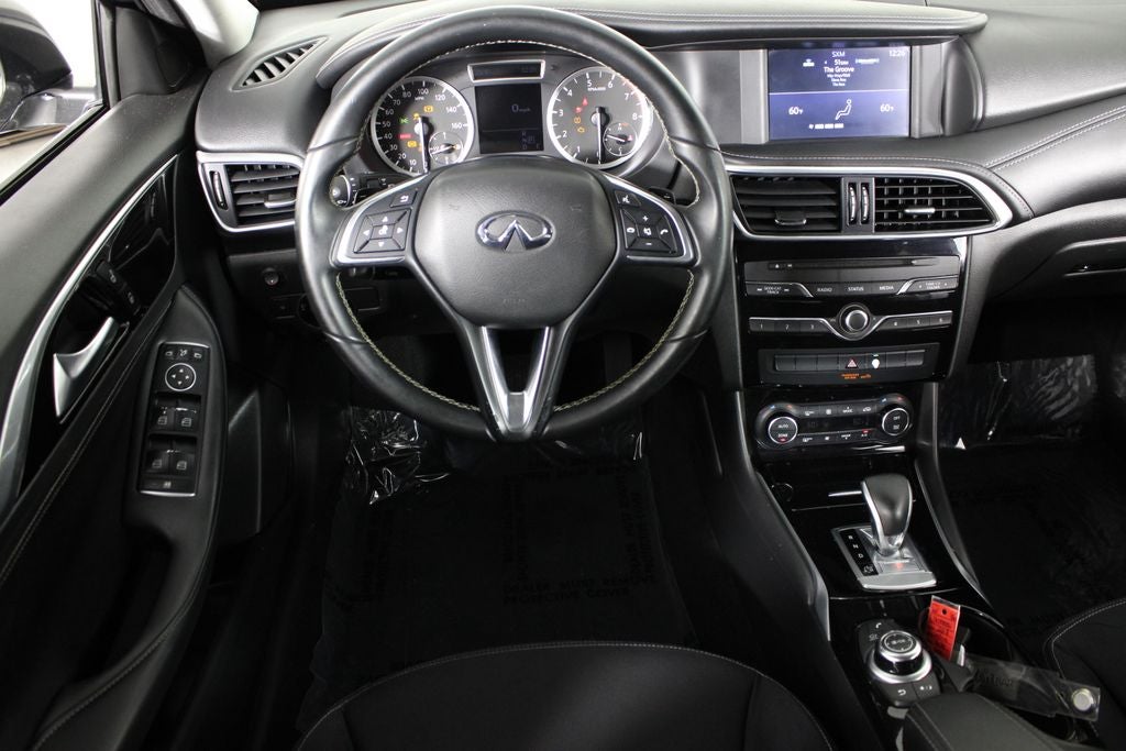 2018 INFINITI QX30 Base