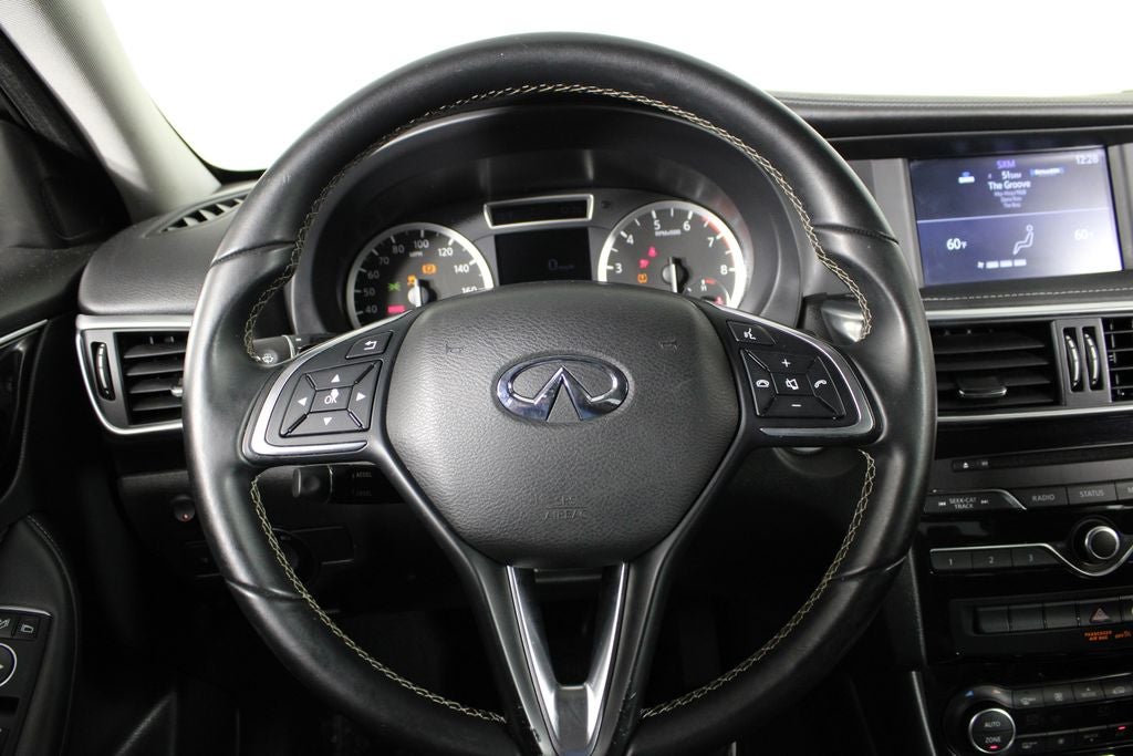 2018 INFINITI QX30 Base