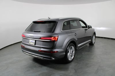 2022 Audi Q7 45 Premium quattro