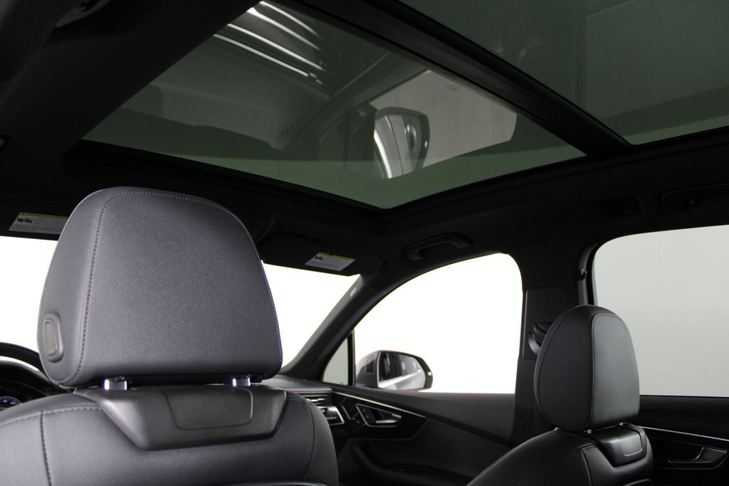 2022 Audi Q7 45 Premium quattro