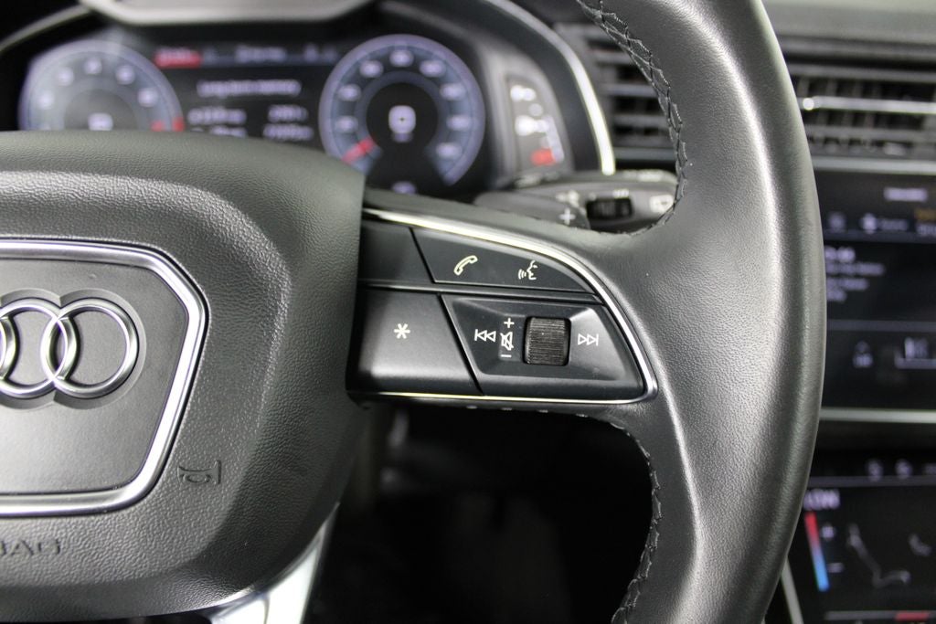 2022 Audi Q7 45 Premium quattro